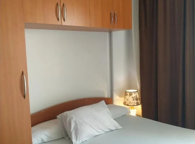 سيسيليا اتش Hurghada